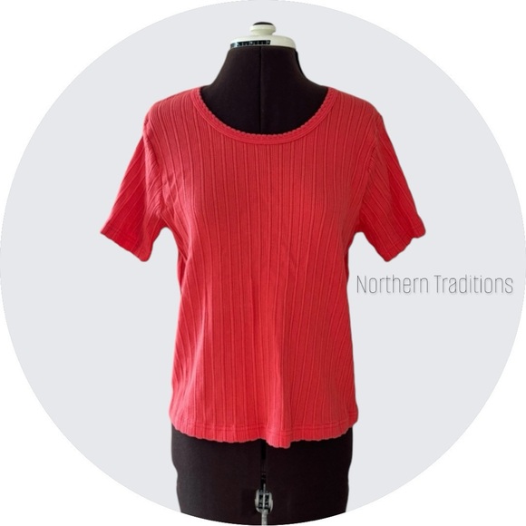 Women’s Vintage Northern Traditions T-shirt - Picture 1 of 11